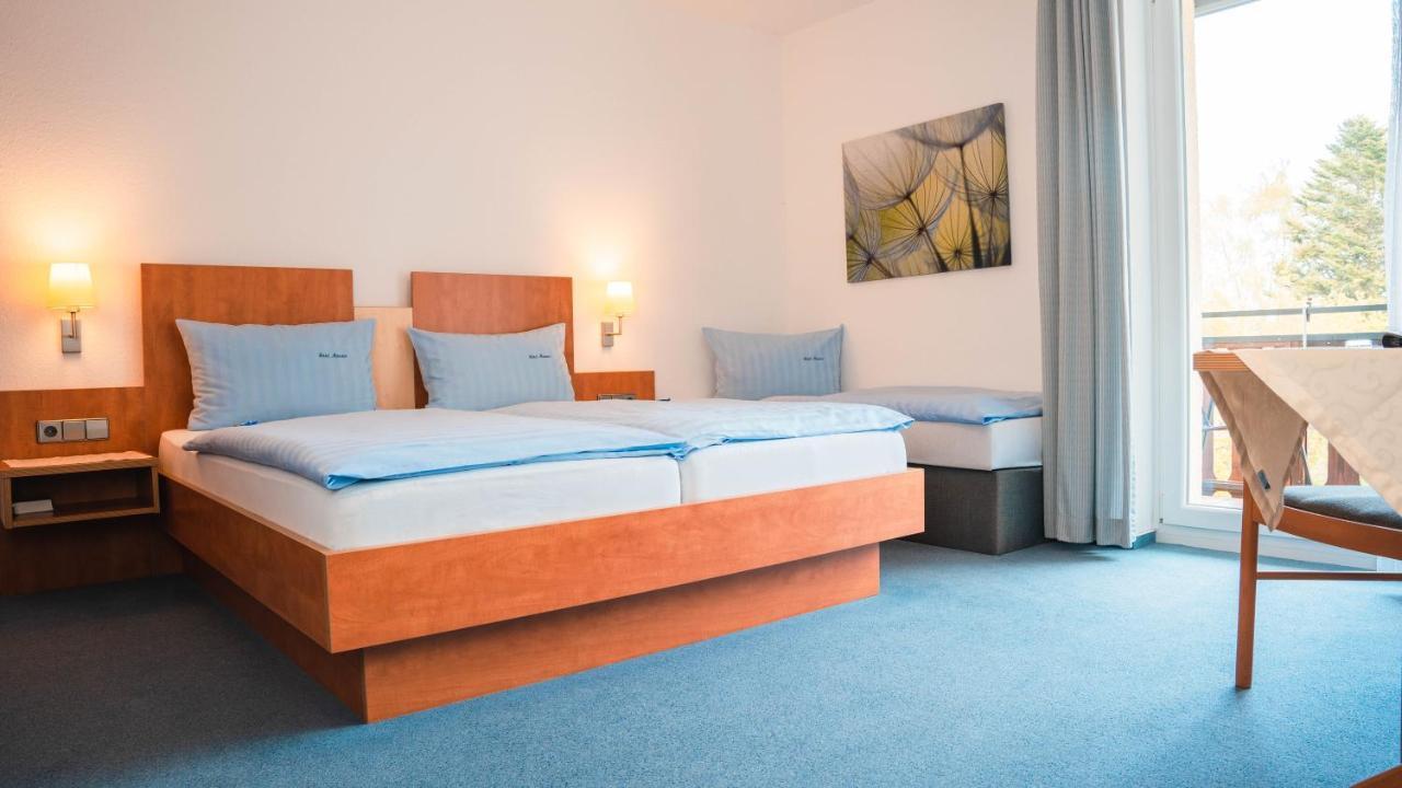 Hotel Muenster Emmelshausen Bagian luar foto